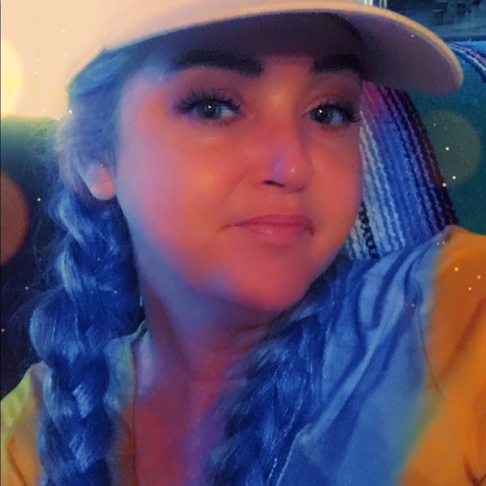 Meet your Posher, Rebecca